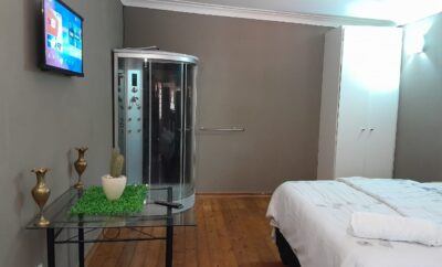 Slumber Lake Guest House, Auckland Park